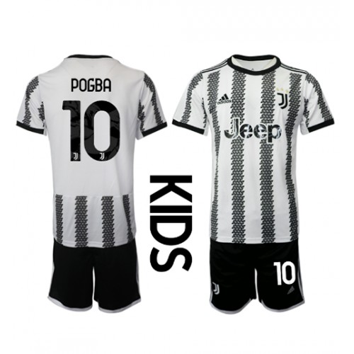 Juventus Paul Pogba #10 kläder Barn 2022-23 Hemmatröja Kortärmad (+ korta byxor) Juventus Paul Pogba #10 kläder Barn 2022-23 Hemmatröja Kortärmad (+ korta byxor)